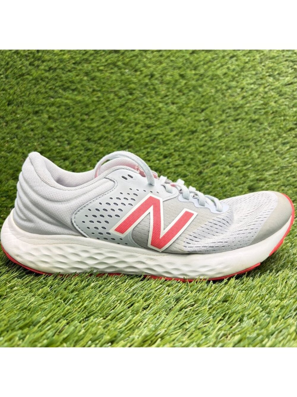 New Balance 520V7 Womens Size 9.5D Gray Pink Athletic Running Shoes Sneakers